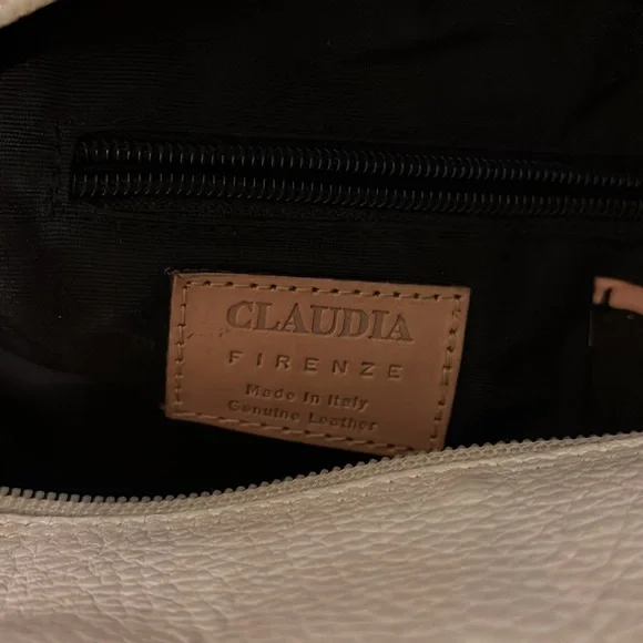 Claudia firemez - Picture 4 of 4